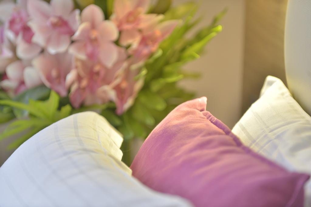 Hotel Unic Renoir Saint Germain 3*